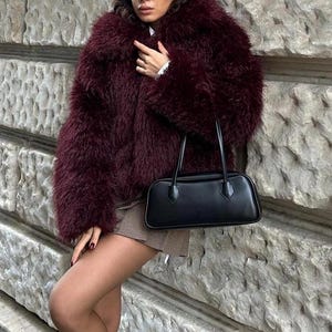 Vintage Baguette Shoulder Bag: Minimalist Faux Leather Handbag