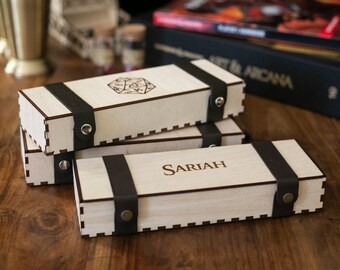 Wooden Player case | Customizable | Storage Box | Leather Straps | Dungeons and Dragons | RPG