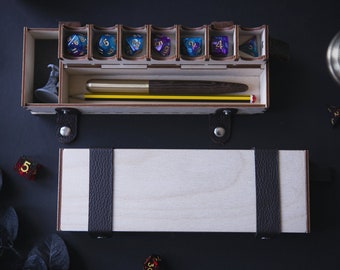 Plain Wooden Player case | Customizable | Storage Box | Leather Straps | Dungeons and Dragons | RPG | 14+ years