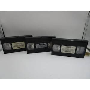 Lote de 3 dibujos animados VHS vintage, Popeye, Porky Pig, Pato Lucas, Disney's Return of Jafar, Aladdin Classic VHS, Looney Tunes, Espinacas, Clásico