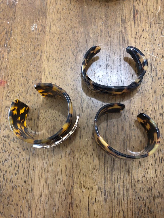 Set of 3 Faux Tortoise Shell Cuff Bracelets - image 4