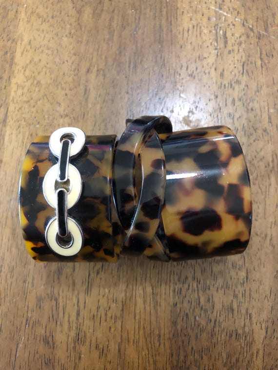 Set of 3 Faux Tortoise Shell Cuff Bracelets - image 5