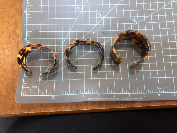 Set of 3 Faux Tortoise Shell Cuff Bracelets - image 6