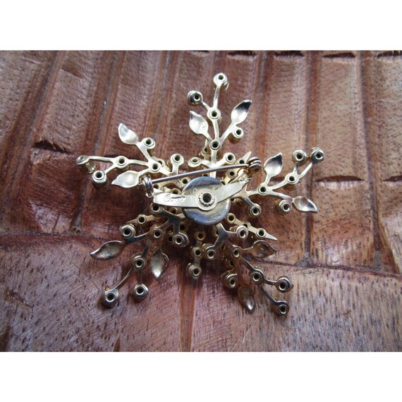 Vintage 1940's Gold Tone Coro Brand Spray Flower … - image 3