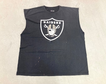 Thrashed Oakland Raiders Tank Top, Men’s Size 2XL, tags Tshirt t-shirt t shirt NFL Las Vegas LA Los Angeles Paint Splatter Thin Soft Faded