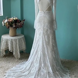 More Dresses RomantiqueBoho.com Long Sleeve Boho Wedding Dress Elegant V Neck Backless Beach Bohemia Bridal Gowns image 8