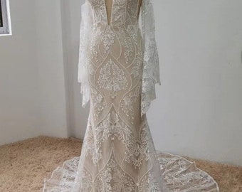 More Dresses @RomantiqueBoho.com Vintage Bohemia Mermaid Wedding Dress Chic Lace Detachable Sleeve Boho Bridal Gowns