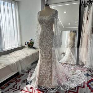 More Dresses www.ROMANTIQUEBOHO.com Amazing Detachable Off Shoulder Sleeves Pleated Tulle Lace Appliqued Wedding Dress Bridal Gowns image 1