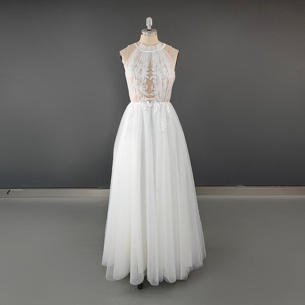 A Line Classic Wedding Dress Appliques Halter Illusion Bride Gowns Tulle New Sweep Train Vestido De Novia