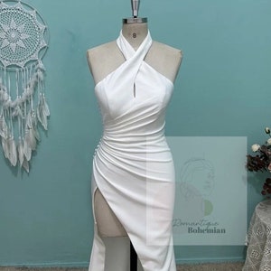 Best Deals RomantiqueBoho.com Sexy Halter Crepe Mermaid Wedding Dress High Fission Open Back Sleeveless Modern Women Bridal Gowns image 3