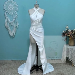 Best Deals RomantiqueBoho.com Sexy Halter Crepe Mermaid Wedding Dress High Fission Open Back Sleeveless Modern Women Bridal Gowns image 1