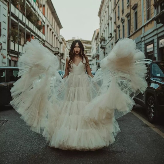Tiered tulle ball clearance gown wedding skirt