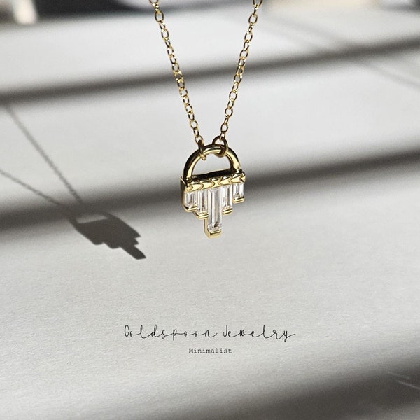 Art deco necklace - Baguette necklace - Charm necklace - Minimalist necklace - Tiny pendant necklace - Wedding necklace - EMRYN NECKLACE