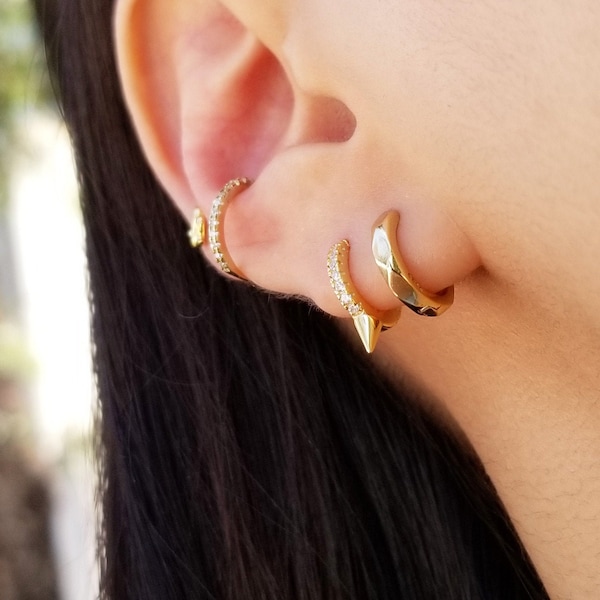 Spike Huggie Earrings, Tiny Huggie Hoops, Gold Huggie Earrings, Spike Earrings, Spike hoop Earrings, Silver Huggie Hoops, SICILY EARRINGS