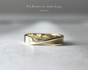 Minimalist twisted band ring - Mobious design - Anniversary simple jewelry -  MAXINE