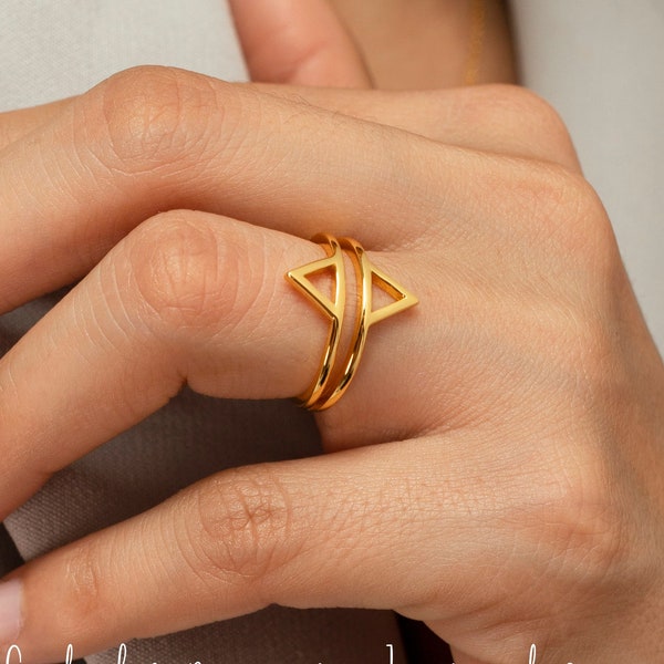 Triangle Ring - Trendy Ring - Vermeil Ring - Dainty Gold Ring - Minimalist Gold Ring - Geometric Ring - V Ring - Thin Ring - MALIA RING