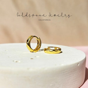Huggie Earrings - Huggie Hoops - Simple Earrings - Tiny Earrings - Cartilage hoop - Everyday earrings - MELODY EARRINGS