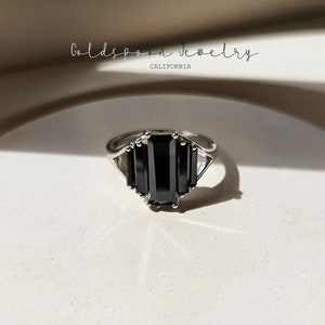 Baguette ring - Black cz ring - Bar ring - Gold statement ring - Cocktail ring - Bold stacking ring - Art deco ring - SCOTTIE RING