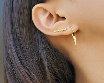 Dainty Ear Climber, Gold Ear Crawler, Gold Ear Climber, Tiny Ear Climber, Minimalist Earrings, Trendy Earrings, Ear Jackets, ALEXY EARRINGS