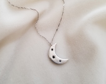 Moon Pendant Necklace, Gold Pendant Necklace, Onyx Necklace, Moon Necklace, Celestial Necklace, Minimalist Necklace, EDLYN NECKLACE