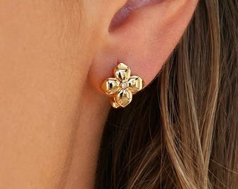 Dainty floral hoops - Minimalist botanical earrings - Gift for her - Hypoallergenic - Light weight - ARIYA