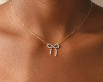 Dainty crystal bow necklace - Coquette wedding jewelry - Minimalist - Gift for her - Light weight - SORAYA