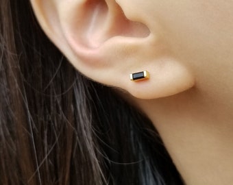 black onyx stud earrings