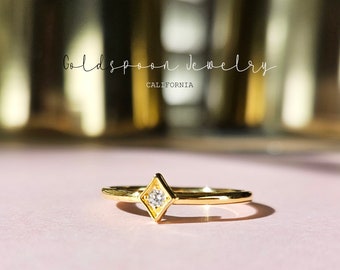 Kleiner Ring - Minimalistischer Ring - Stapelbarer Ring - Dünner Ring - Zierlicher Ring - Trendy Ring - Rhombus Ring - Gold Ring - GINNY RING