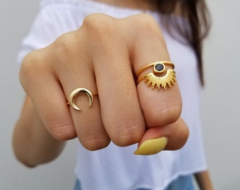 Onyx Ring, Minimal Black Onyx Ring, Minimalist Ring, Dainty Ring, Simple Ring, Dainty Gold Ring, Black Stone Ring, Silver Ring, DAKOTA RING