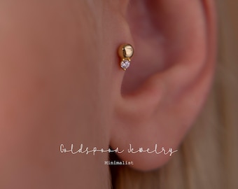 18G/16G internally threaded labret - Ball earrings - Cartilage stud - Tragus stud - Conch stud - Flat back labret stud - MACY EARRINGS