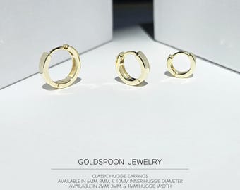 Classic huggie earrings - Minimalist earrings - Everyday earrings - Wide earrings - Cartilage earrings - Casual earrings - KIMIA EARRINGS