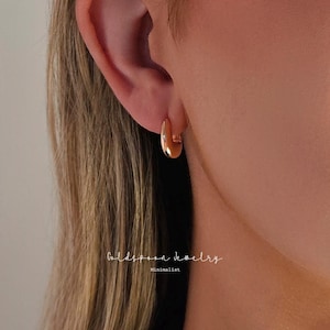 Gold Huggie Earrings - Oval Hoop Earrings - Delicate Earrings - Chunky Earrings - Minimalist Earrings - Geometric Hoops - SAYLOR EARRINGS Rose Gold