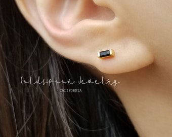 Black cz baguette earrings - Tiny studs - Conch piercing - Everyday minimalist jewelry - MARISA EARRINGS