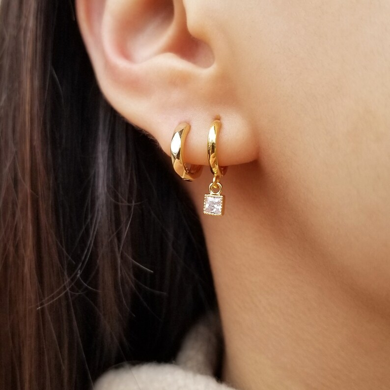 Dainty Huggie Earrings Minimalist Earrings Tiny Huggie Earrings Trendy Earrings KIM EARRINGS Gold Huggie Earrings Silver Hoop Earrings