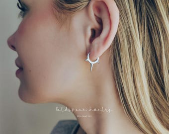 Spike huggie hoops - Everyday jewelry - Edgy earrings - ALLEGRA EARRINGS