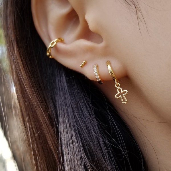 Stud Earrings, Tiny Stud Earrings, Dot Stud Earrings, Bar Stud Earrings, Helix Earrings, Cartilage Earrings, Gold Studs, SAVINA EARRINGS