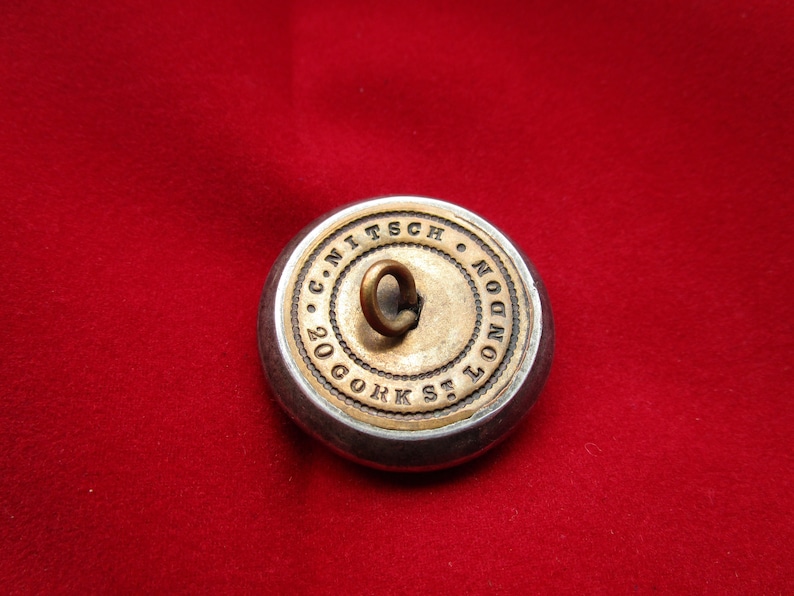 Antique Livery Button of a British Coat of Arms Armorial Family Crest Lord Lawrence Dundas 1st Marquess of Zetland Nitch