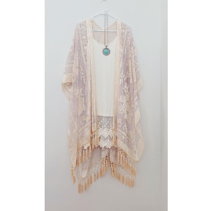 Damen Kimono, Jägergrüner Samtkimono mit Quaste, Kimonos mit seitlichen Schlitzen Lilac Beige Velvet