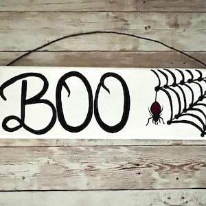 Halloween Spider Web Sign – Handpainted BOO Wood Decor, Rustic Haunted House Wall Art