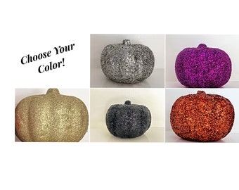 Glitter Halloween Pumpkins, Rustic Halloween Mantle, Halloween Shelf Decor, Pumpkin Centerpiece, Farmhouse Halloween, Halloween Cottagecore