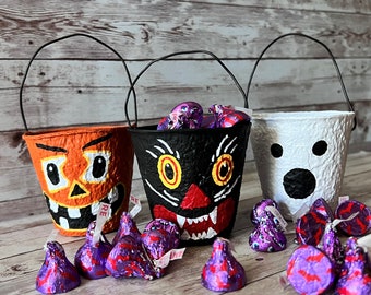 Vintage Halloween Treat Baskets – Handpainted Peat Pots, Set of 6