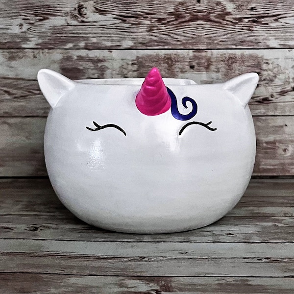 Ceramic Yarn Bowl, Yarn Holder, Yarn Ball Bowl, Knitting Tool Gift For Her, Crochet Bowl, Crochet Supplies, Crochet Gift for Women, Unicorn