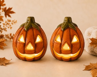 Portavelas de cerámica con forma de calabaza