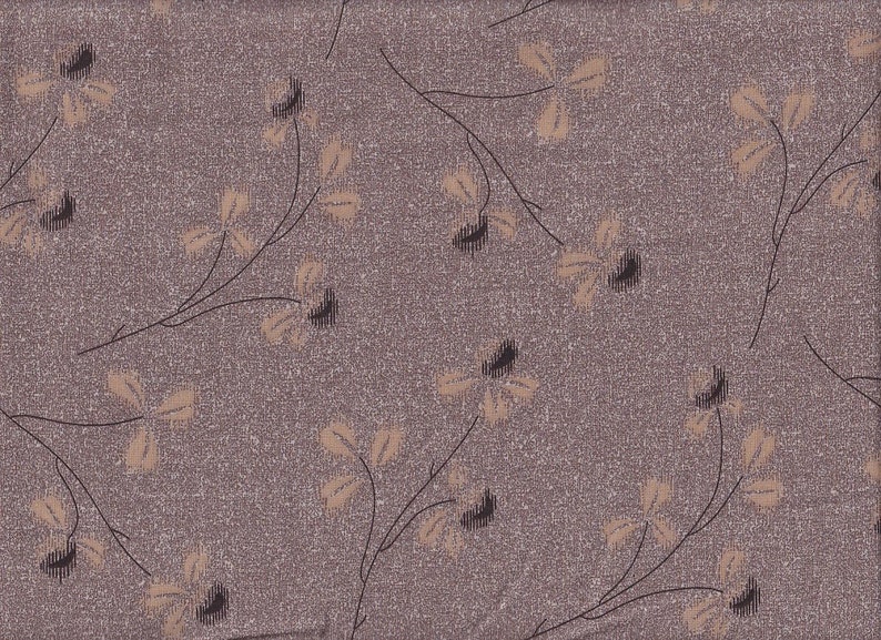 Puede incluir: Un patr&oacute;n sin costuras con un dise&ntilde;o repetitivo de peque&ntilde;as flores estilizadas en tonos marrones y beige sobre un fondo texturizado gris.