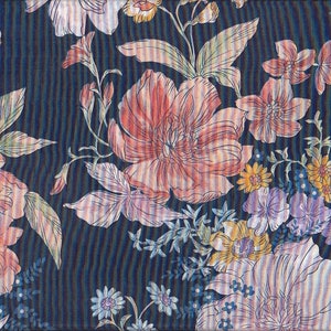 22.90 Eur/meter Japan fabric thin cotton Lawn 50 cm x 110 cm Elegance Flower navy T0018d