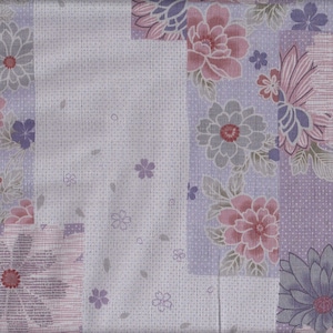 22,90 EUR/meter tyg från Japan, traditionell bomullsdobby, 50 cm x 110 cm, Kiku Patch lila B995e
