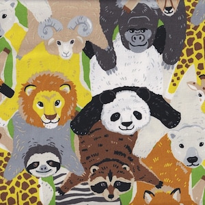 Könnte beinhalten: Ein farbenfrohes Stoffmuster mit einer Vielzahl von Zeichentieren, darunter ein Löwe, ein Panda, eine Giraffe und ein Eisbär. Das Design hat einen verspielten und skurrilen Stil mit einer Mischung aus leuchtenden Farben und detaillierten Illustrationen.