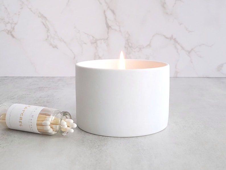 Aroma Harvest Candle Co. Candle & Air Plant - Thumbnail 5