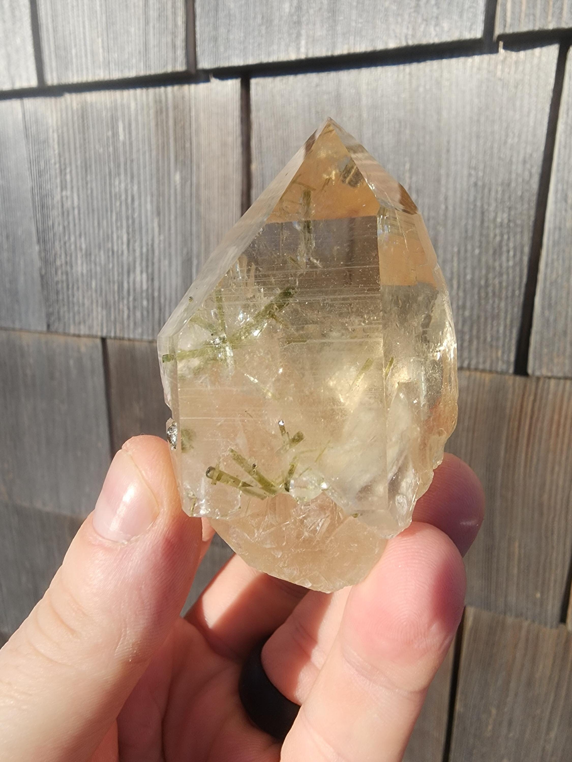 ブラジル、ミナスジェライス産の天然シトリンとグリーントルマリン