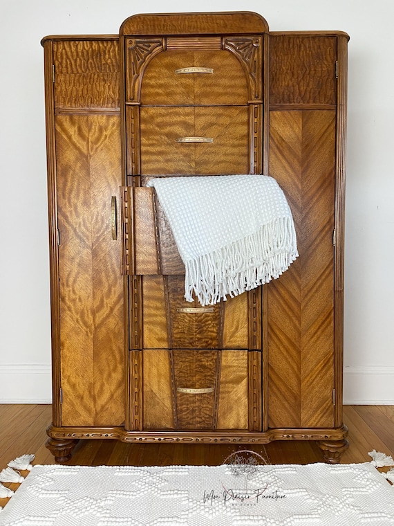 SOLD - 1920's Art Deco Armoire/chifferobe - Etsy